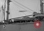 Standbild Vietnamesische Flüchtlinge Vietnam, 1954, aus Sekunde 49 historischem Filmmaterial Videoclip 65675071170