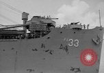 Standbild Vietnamesische Flüchtlinge Vietnam, 1954, aus Sekunde 51 historischem Filmmaterial Videoclip 65675071170