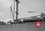 Standbild Vietnamesische Flüchtlinge Vietnam, 1954, aus Sekunde 59 historischem Filmmaterial Videoclip 65675071170