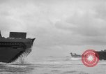 Standbild amphibische Landung Palau Inseln, 1944, aus Sekunde 46 historischem Filmmaterial Videoclip 65675071180
