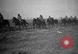Standbild Pferde Sonzay Indre-et-Loire Frankreich, 1918, aus Sekunde 4 historischem Filmmaterial Videoclip 65675071199