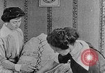 Standbild Erhaltung der Baumwolle Europa, 1916, aus Sekunde 37 historischem Filmmaterial Videoclip 65675071214