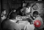 Standbild Afroamerikanische Bauern essen zu Abend United States USA, 1931, aus Sekunde 35 historischem Filmmaterial Videoclip 65675071226