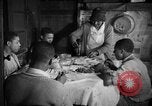 Standbild Afroamerikanische Bauern essen zu Abend United States USA, 1931, aus Sekunde 37 historischem Filmmaterial Videoclip 65675071226