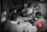 Standbild Afroamerikanische Bauern essen zu Abend United States USA, 1931, aus Sekunde 39 historischem Filmmaterial Videoclip 65675071226