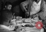 Standbild Afroamerikanische Bauern essen zu Abend United States USA, 1931, aus Sekunde 57 historischem Filmmaterial Videoclip 65675071226