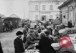 Immagine di Luogo di mercato La Russia, 1918, secondo 6 filmato di repertorio 65675071231