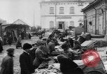 Immagine di Luogo di mercato La Russia, 1918, secondo 11 filmato di repertorio 65675071231