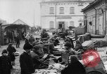 Immagine di Luogo di mercato La Russia, 1918, secondo 21 filmato di repertorio 65675071231