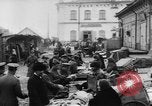 Immagine di Luogo di mercato La Russia, 1918, secondo 24 filmato di repertorio 65675071231