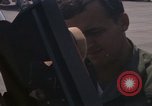 Immagine di Contrassegnare 84 bombe Laser-Guided Della Thailandia, 1969, secondo 48 filmato di repertorio 65675071235