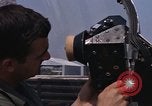 Immagine di Contrassegnare 84 bombe Laser-Guided Della Thailandia, 1969, secondo 60 filmato di repertorio 65675071235