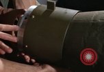 Immagine di Contrassegnare 84 bombe Laser-Guided Della Thailandia, 1969, secondo 35 filmato di repertorio 65675071236