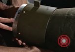 Immagine di Contrassegnare 84 bombe Laser-Guided Della Thailandia, 1969, secondo 39 filmato di repertorio 65675071236