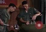 Immagine di Contrassegnare 84 bombe Laser-Guided Della Thailandia, 1969, secondo 61 filmato di repertorio 65675071236