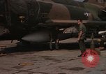 Immagine di Contrassegnare 84 bombe Laser-Guided Della Thailandia, 1969, secondo 7 filmato di repertorio 65675071237