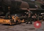Immagine di Contrassegnare 84 bombe Laser-Guided Della Thailandia, 1969, secondo 22 filmato di repertorio 65675071237