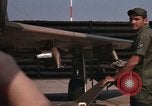 Immagine di Contrassegnare 84 bombe Laser-Guided Della Thailandia, 1969, secondo 30 filmato di repertorio 65675071237