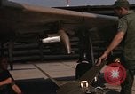 Immagine di Contrassegnare 84 bombe Laser-Guided Della Thailandia, 1969, secondo 40 filmato di repertorio 65675071237