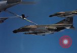 Immagine di Contrassegnare 84 bombe Laser-Guided Della Thailandia, 1969, secondo 41 filmato di repertorio 65675071239