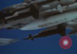 Immagine di Contrassegnare 84 bombe Laser-Guided Della Thailandia, 1969, secondo 44 filmato di repertorio 65675071239