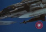 Immagine di Contrassegnare 84 bombe Laser-Guided Della Thailandia, 1969, secondo 49 filmato di repertorio 65675071239