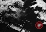 Standbild japanische Flugzeuge South China Sea, 1941, aus Sekunde 14 historischem Filmmaterial Videoclip 65675071242