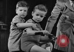 Immagine di Sfilata di moda New York United States USA, 1944, secondo 21 filmato di repertorio 65675071248