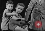 Immagine di Sfilata di moda New York United States USA, 1944, secondo 22 filmato di repertorio 65675071248