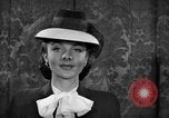 Immagine di Sfilata di moda New York United States USA, 1944, secondo 38 filmato di repertorio 65675071248