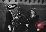 Immagine di Sfilata di moda New York United States USA, 1944, secondo 51 filmato di repertorio 65675071248