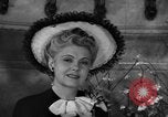 Immagine di Sfilata di moda New York United States USA, 1944, secondo 57 filmato di repertorio 65675071248
