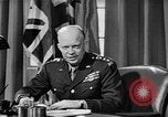 Standbild Dwight D Eisenhower Vereinigtes Königreich, 1944, aus Sekunde 14 historischem Filmmaterial Videoclip 65675071260