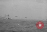 Immagine di Giapponese attacco aria Oceano Pacifico, 1945, secondo 13 filmato di repertorio 65675071264