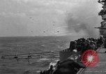 Immagine di Giapponese attacco aria Oceano Pacifico, 1945, secondo 35 filmato di repertorio 65675071264