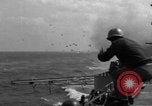 Immagine di Giapponese attacco aria Oceano Pacifico, 1945, secondo 37 filmato di repertorio 65675071264