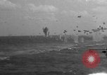 Immagine di Giapponese attacco aria Oceano Pacifico, 1945, secondo 53 filmato di repertorio 65675071264
