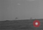 Standbild japanische Air Attack Pazifik, 1945, aus Sekunde 39 historischem Filmmaterial Videoclip 65675071267