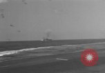 Standbild japanische Air Attack Pazifik, 1945, aus Sekunde 45 historischem Filmmaterial Videoclip 65675071267