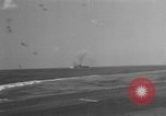 Standbild japanische Air Attack Pazifik, 1945, aus Sekunde 48 historischem Filmmaterial Videoclip 65675071267