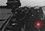Standbild japanische Air Attack Pazifik, 1945, aus Sekunde 50 historischem Filmmaterial Videoclip 65675071267