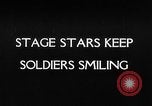 Standbild Bühne stars United States USA, 1942, aus Sekunde 1 historischem Filmmaterial Videoclip 65675071270
