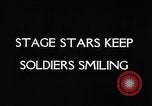 Standbild Bühne stars United States USA, 1942, aus Sekunde 4 historischem Filmmaterial Videoclip 65675071270