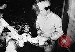 Standbild Bühne stars United States USA, 1942, aus Sekunde 15 historischem Filmmaterial Videoclip 65675071270