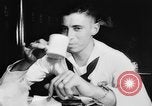 Standbild Bühne stars United States USA, 1942, aus Sekunde 23 historischem Filmmaterial Videoclip 65675071270