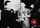 Standbild Bühne stars United States USA, 1942, aus Sekunde 26 historischem Filmmaterial Videoclip 65675071270