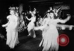 Standbild Bühne stars United States USA, 1942, aus Sekunde 47 historischem Filmmaterial Videoclip 65675071270