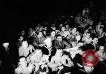 Standbild Bühne stars United States USA, 1942, aus Sekunde 60 historischem Filmmaterial Videoclip 65675071270