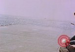 Standbild F6Fs und Douglas SBD Dauntless auf Flight Deck der USS Lexington Pazifik, 1944, aus Sekunde 9 historischem Filmmaterial Videoclip 65675071278