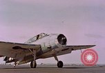Standbild Flugdeck Operationen Pazifik, 1944, aus Sekunde 15 historischem Filmmaterial Videoclip 65675071280
